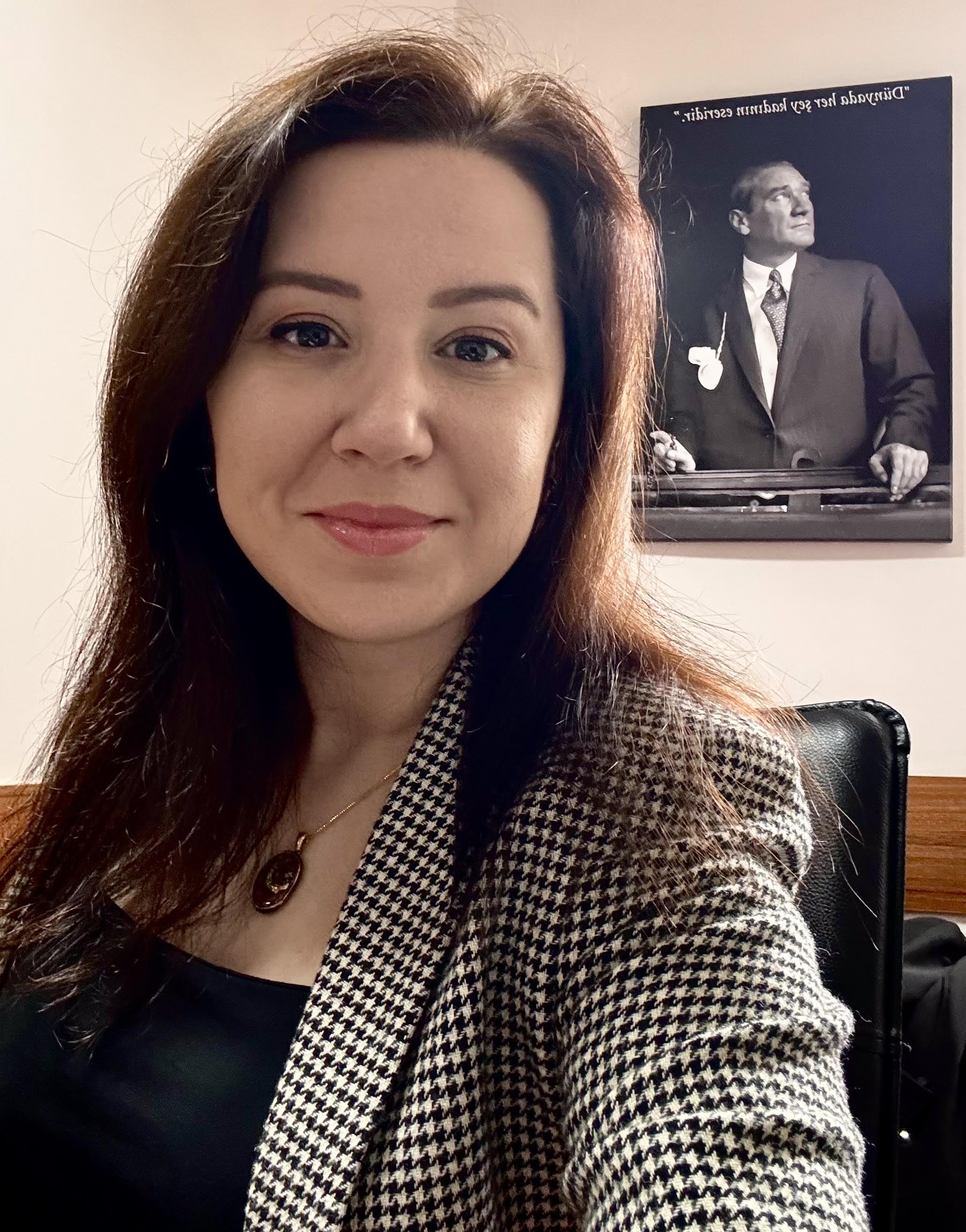 HANDEGÜL CANLI